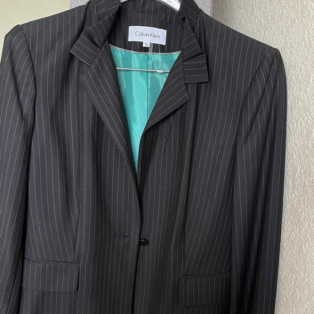Calvin Klein Charcoal Pinstripe Women’s Suit Jacket and Pants (NEW)